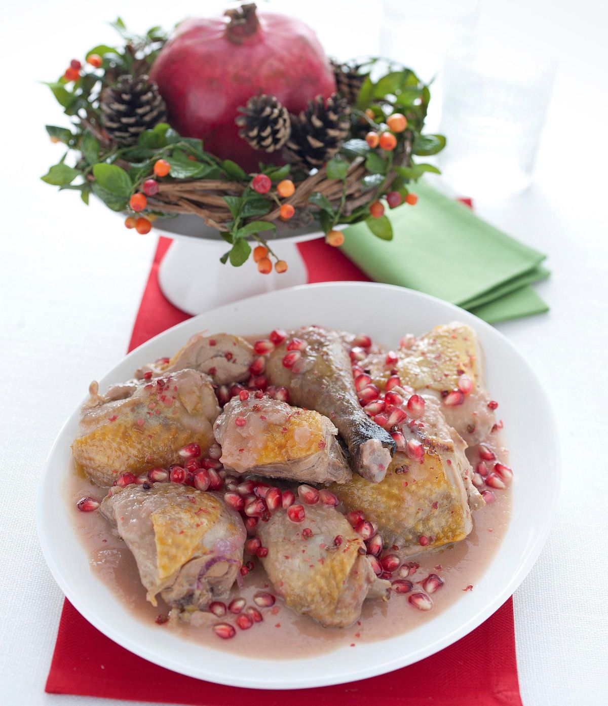 Guinea fowl with pomegranate