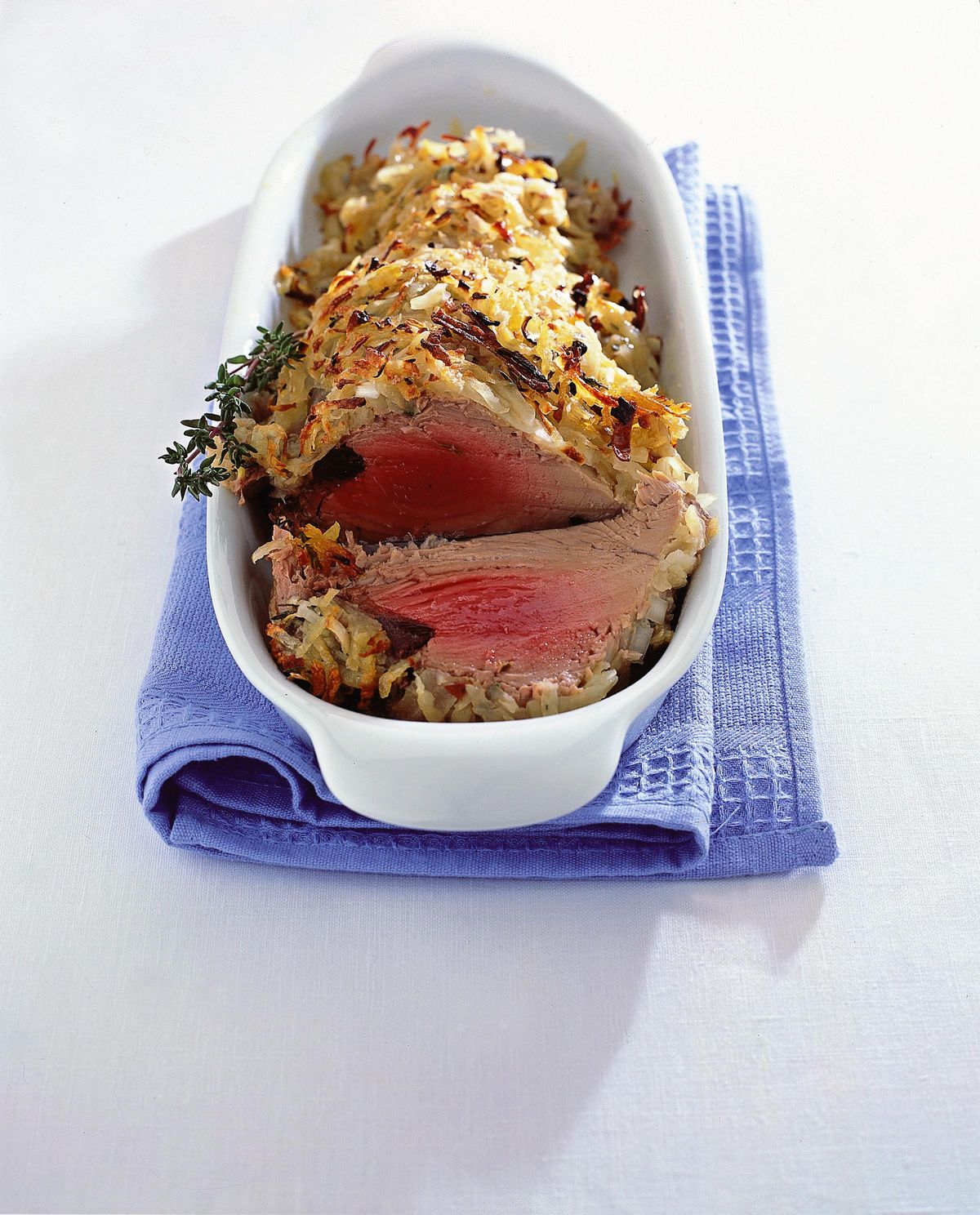 Tuna fillet in potato crust