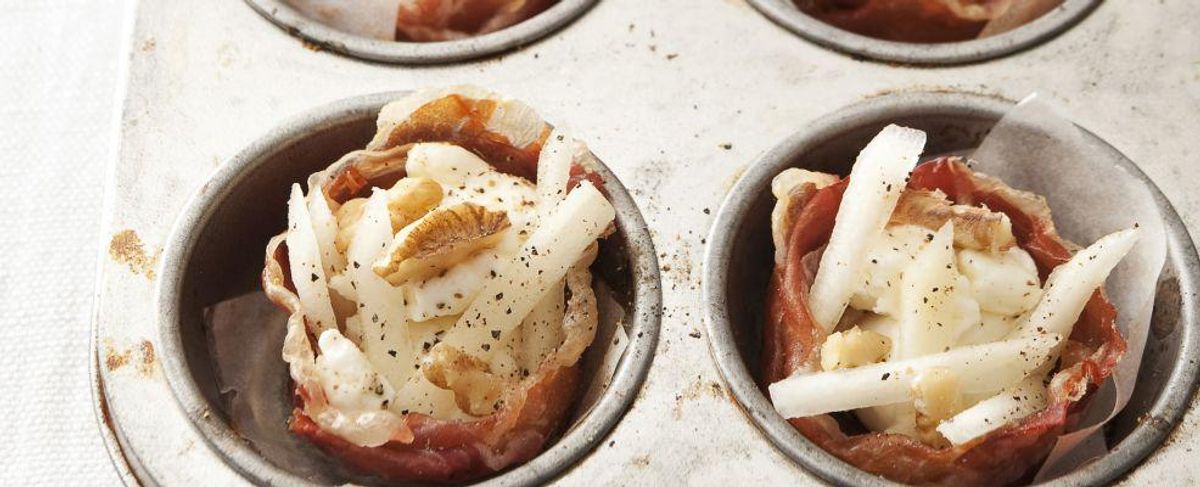 Crunchy prosciutto baskets