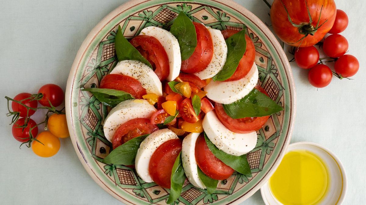 Mozzarella, Tomato and Basil Salad