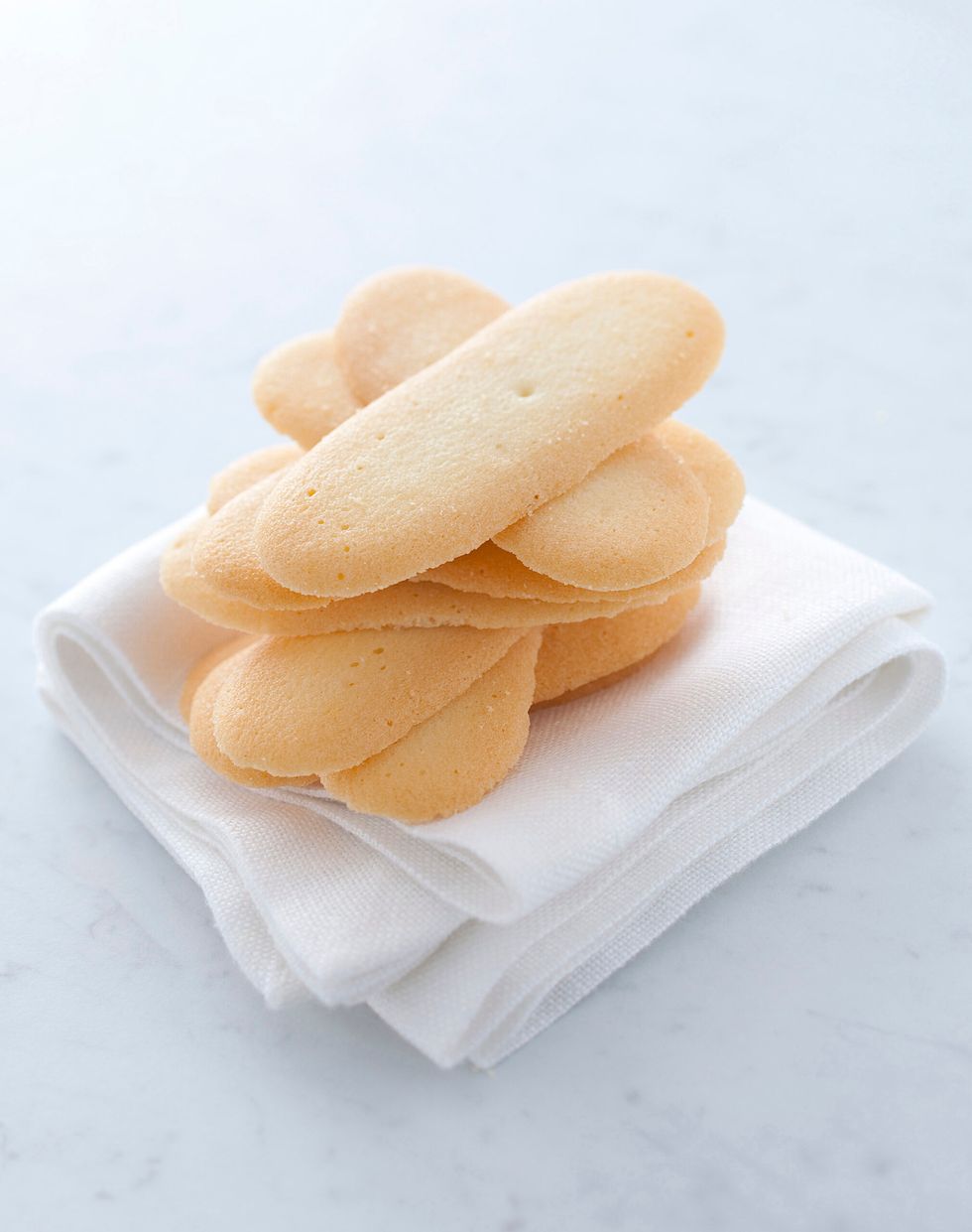 Cat's tongue cookie