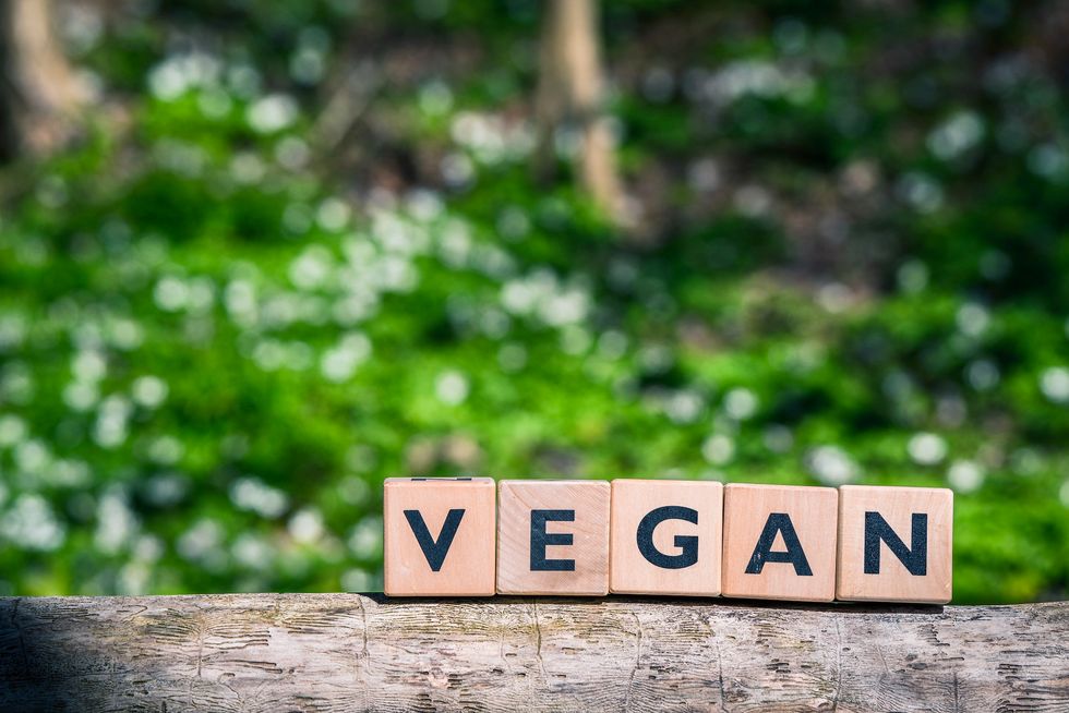 Vegan brands: recognize 100% certified vegetable