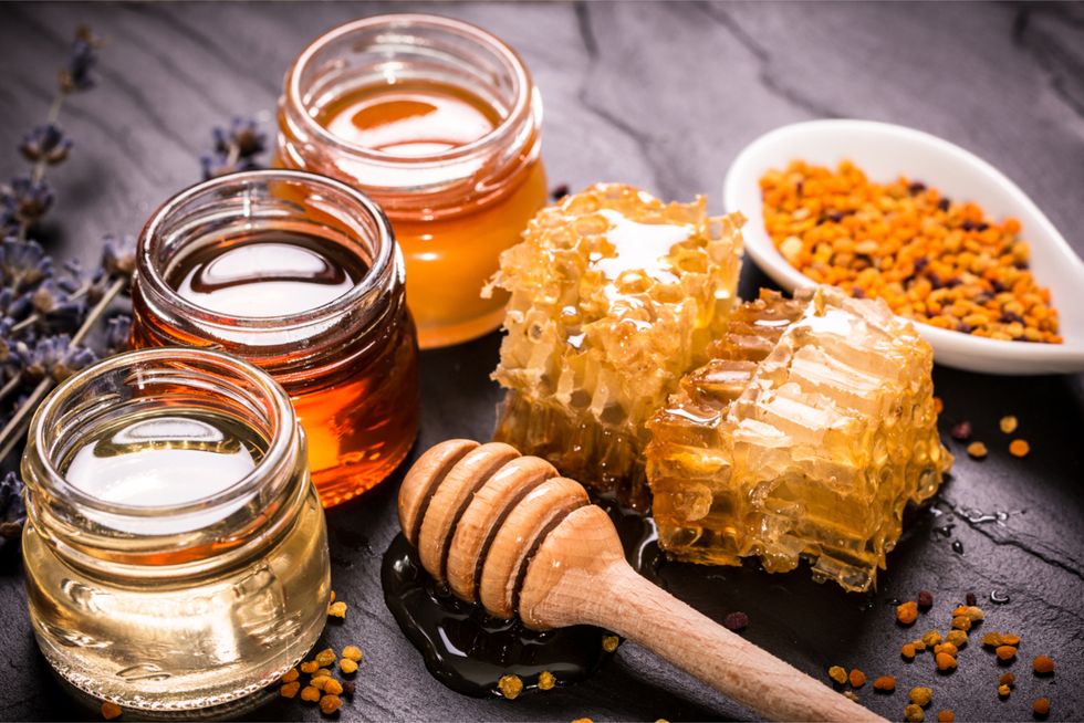 Uses and secrets of honey