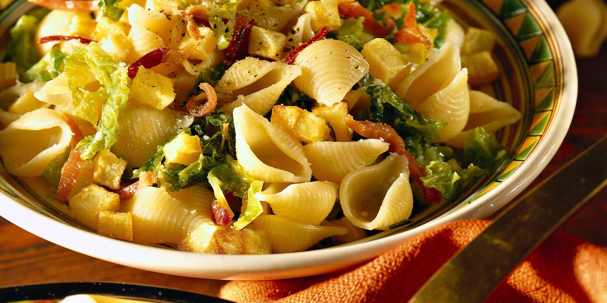 Pasta with cabbage and potatoes