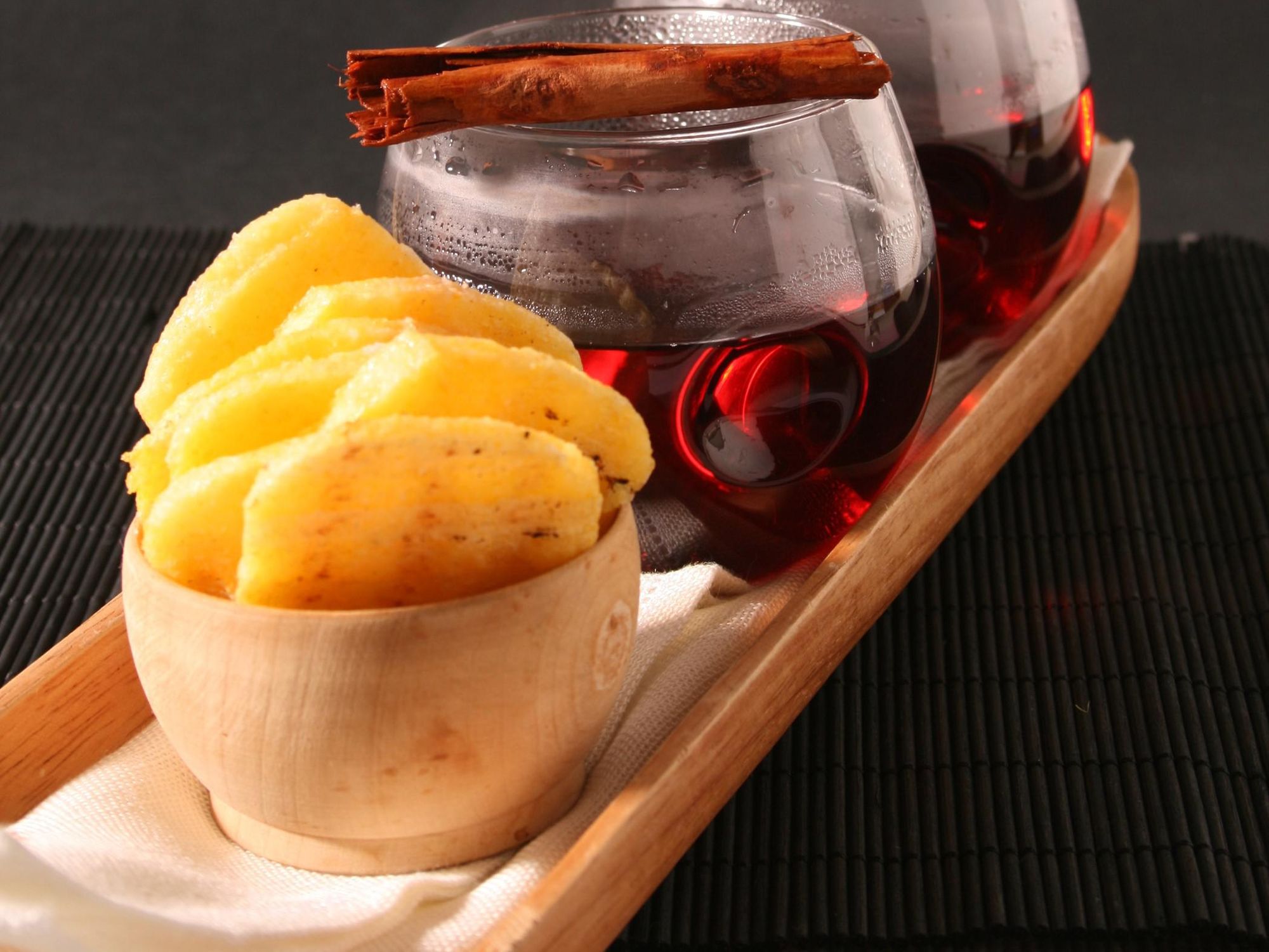 Crispy chips of polenta