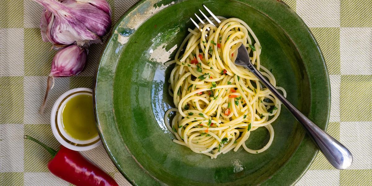 Spaghetti with Garlic, Oil and Chile/chilli