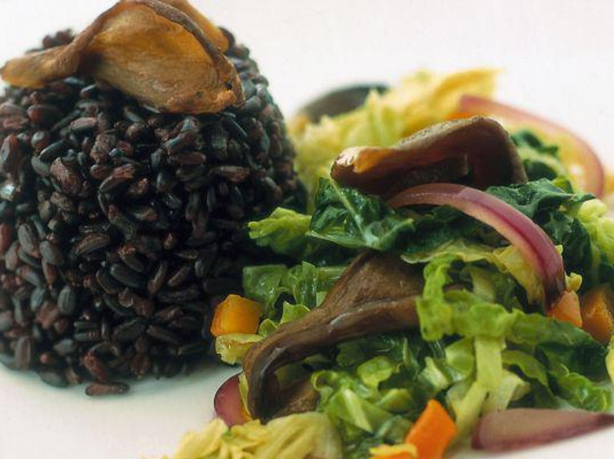 Black rice with stewed savoy cabbage