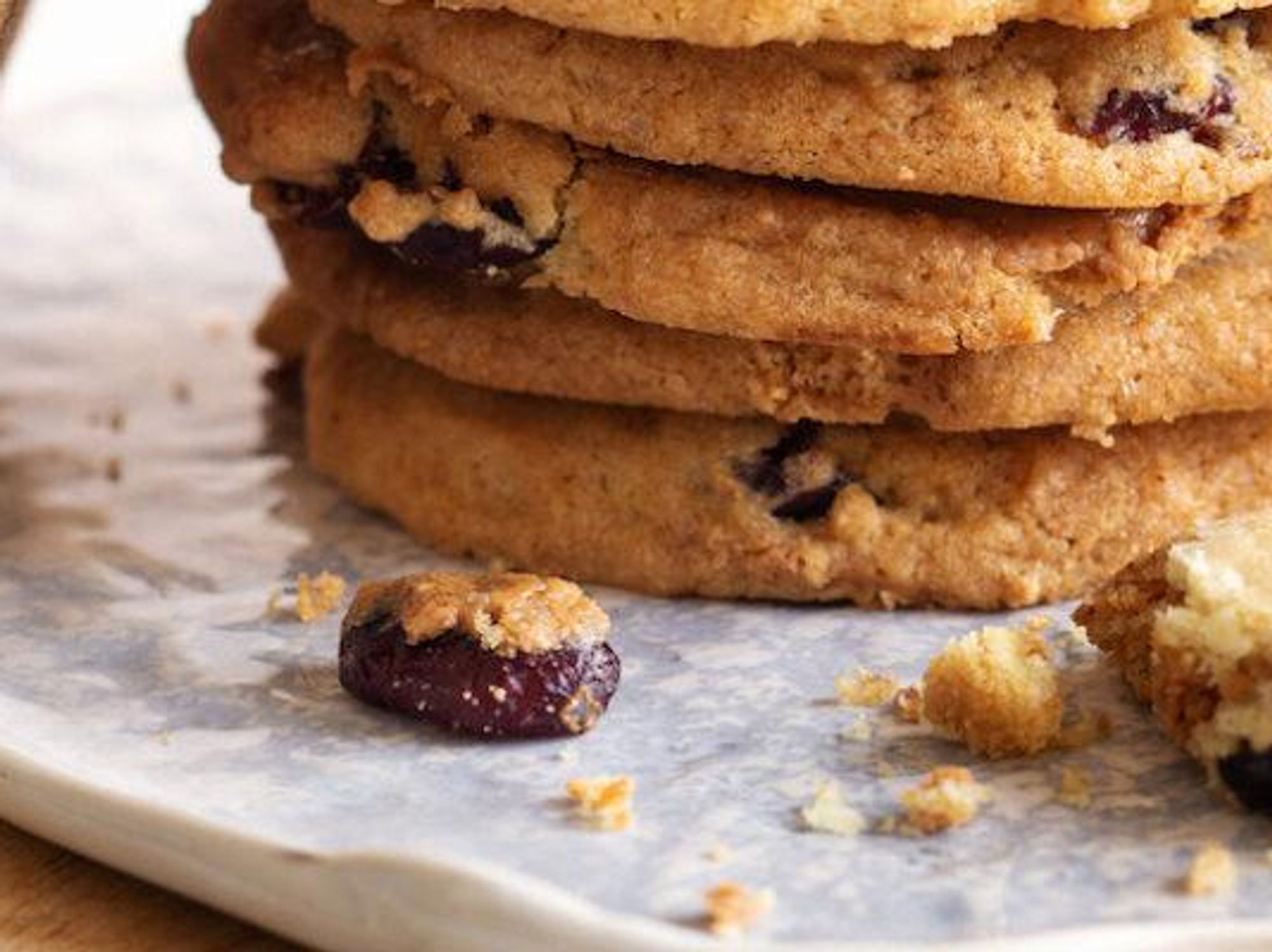 Cranberry & peanut butter cookies