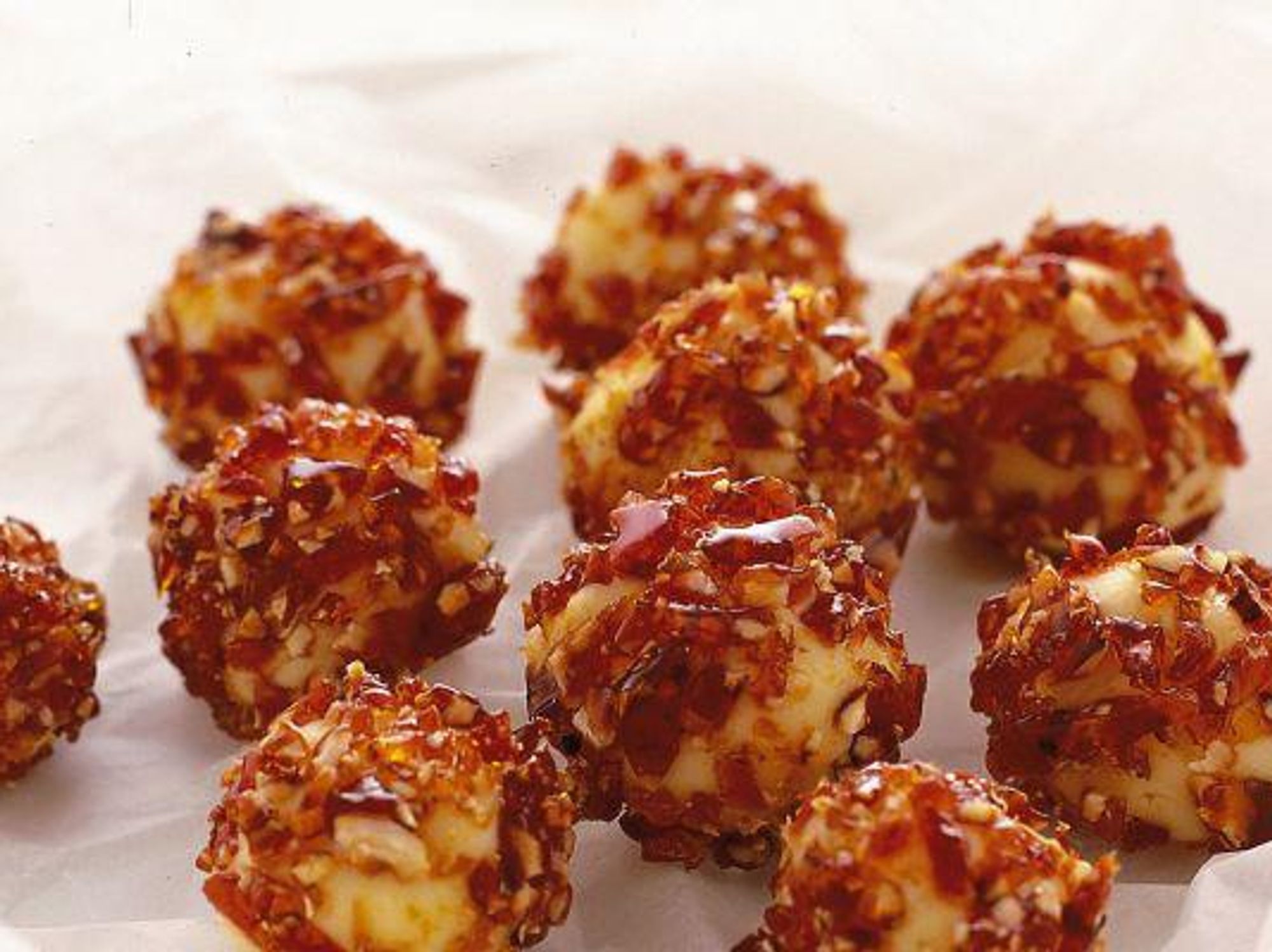 Crunchy white truffles