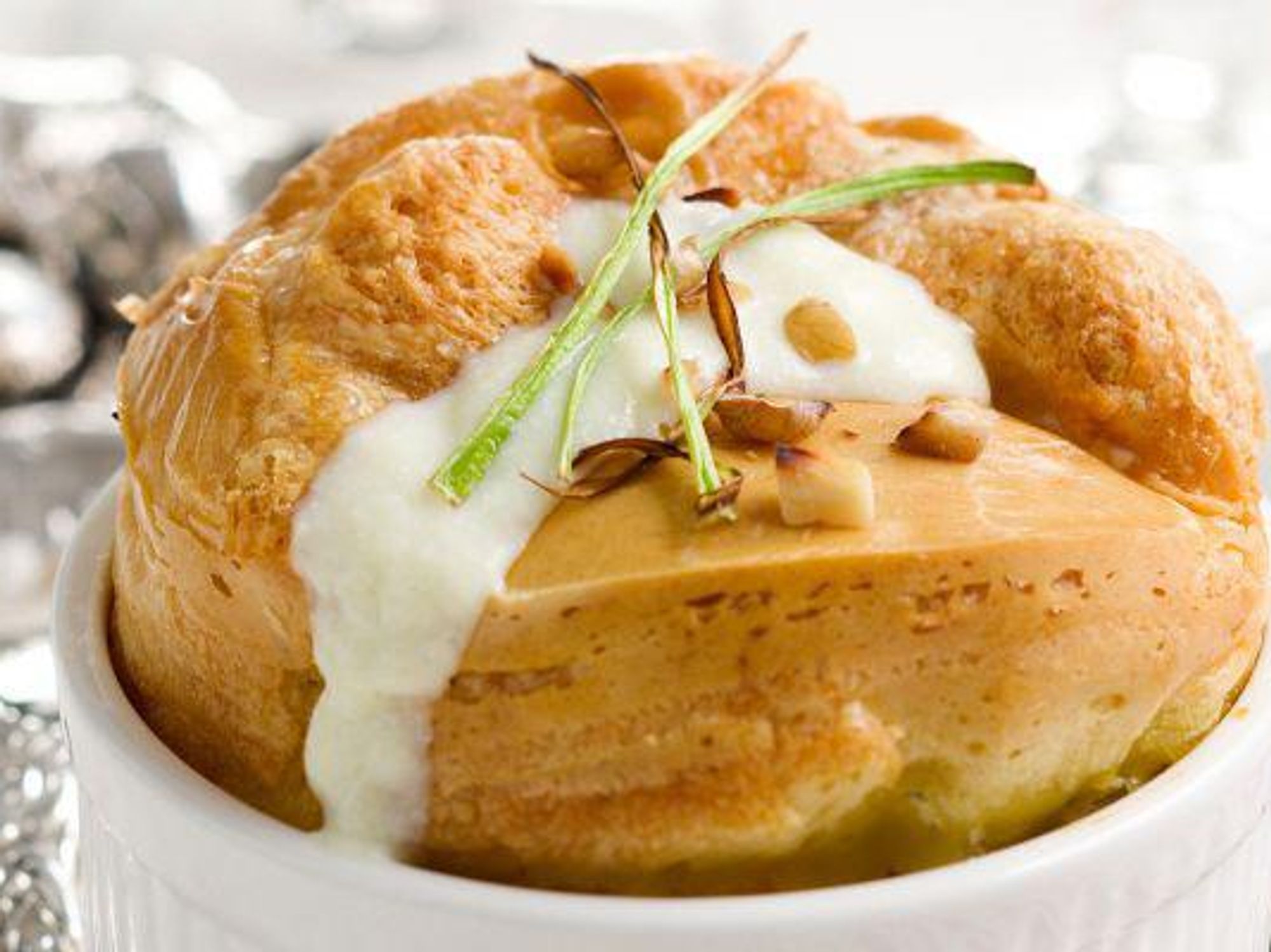 Gorgonzola cheese soufflé with leek cream