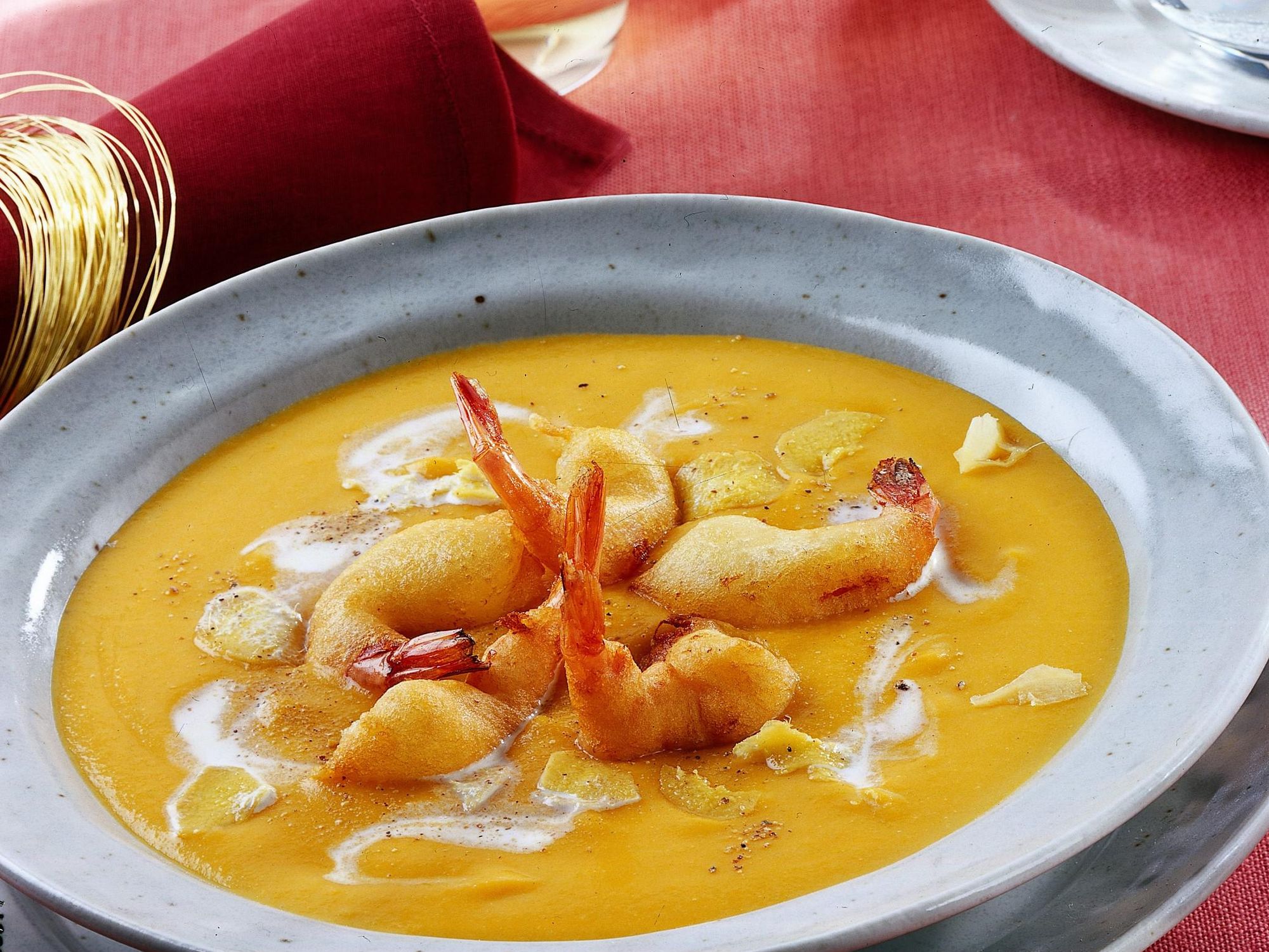 Pumpkin velouté with fried shrimps