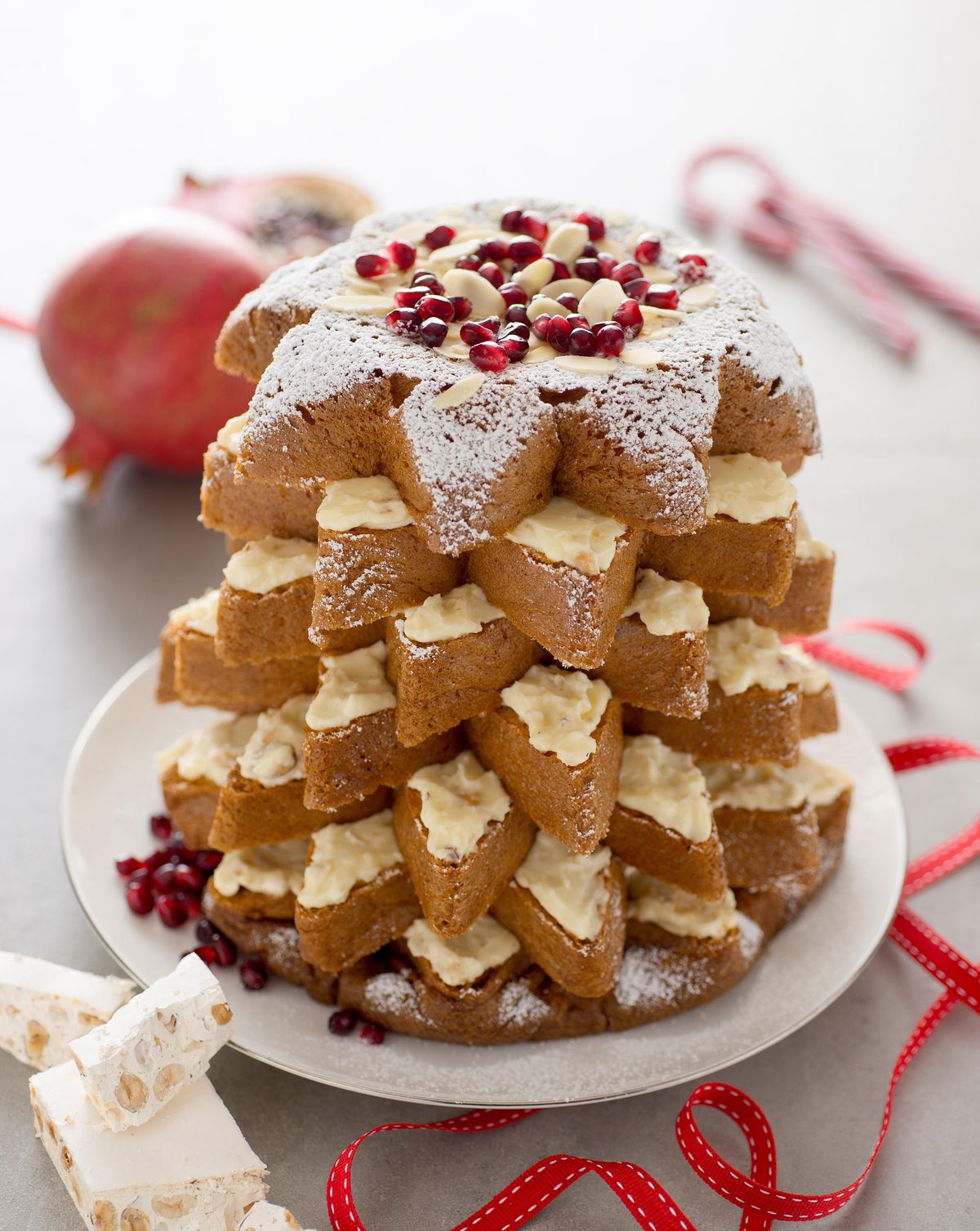 Pandoro filled with orange cream