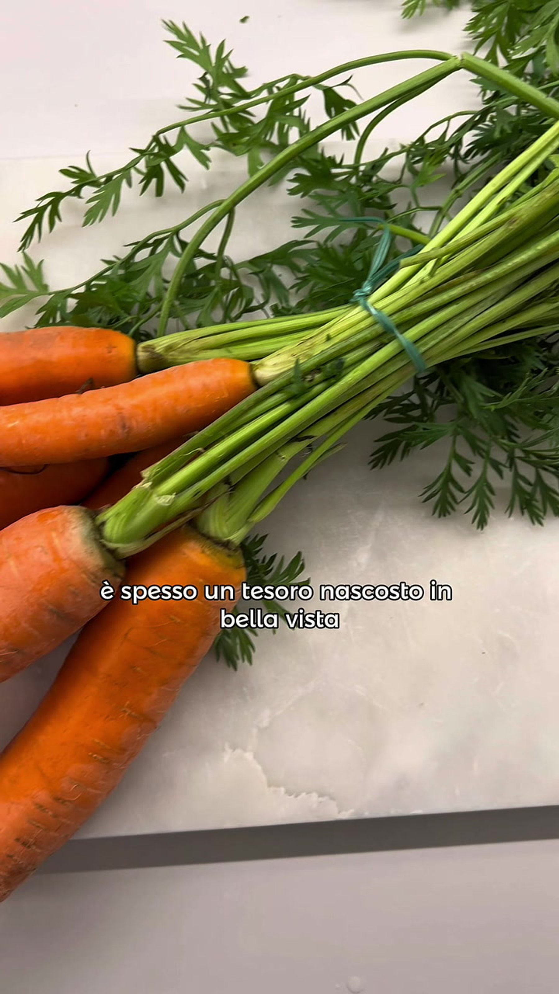 Carrot leaf pesto, how to prepare it